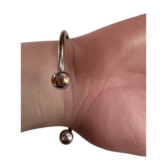 Louis Vuitton AlaFiorie Silver Bangle Bracelet - Picture 7 of 16